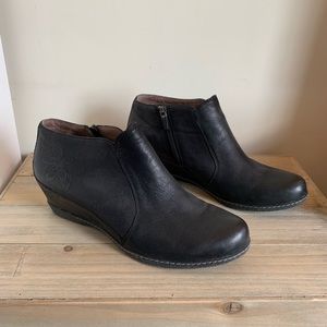 dansko luann ankle boot